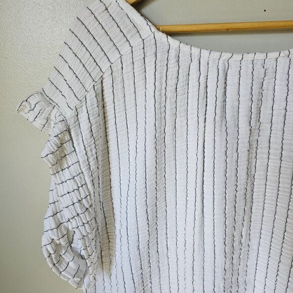 EUC JOIE PIN STRIPED SPLIT V NECK TASSEL ACCENT LOOSE FIT TOP SIZE L - Picture 5 of 15